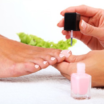 PLUSH PINKIES NAIL BAR - pedicure *